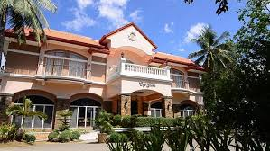 San Remigio Beach Club